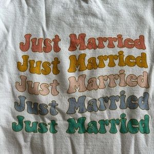 JUST MARRIED SWEATSHIRT! perfect for traveling on your honeymoon